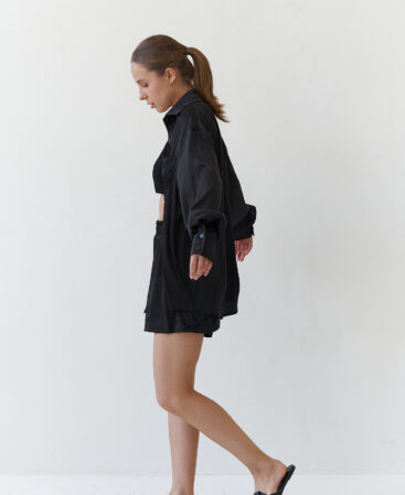 Silk suit with shorts BLACK