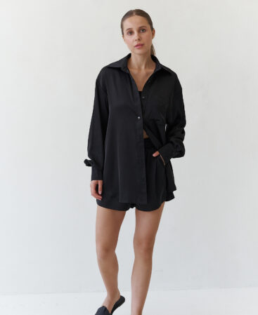 Silk suit with shorts BLACK