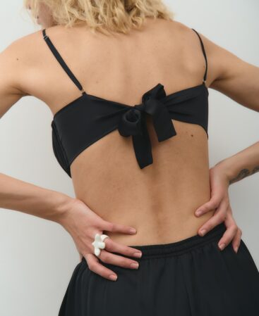 Satin top LOVE BLACK