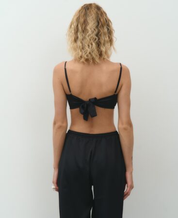 Satin top LOVE BLACK