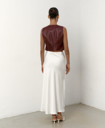 Skirt in dense satin Milky