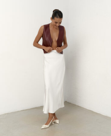Skirt in dense satin Milky