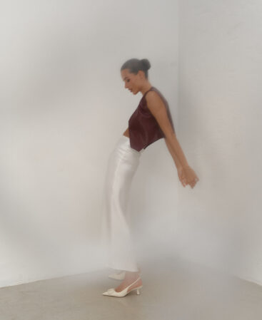 Skirt in dense satin Milky