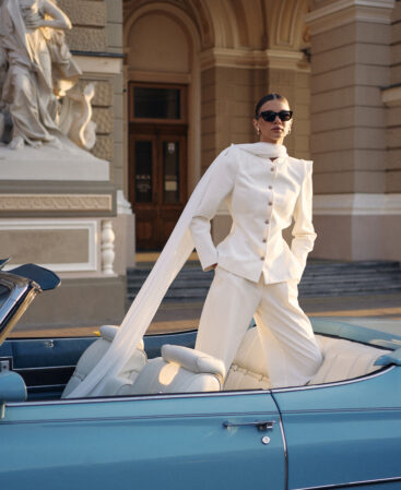 Fitted jacket FLEUR white