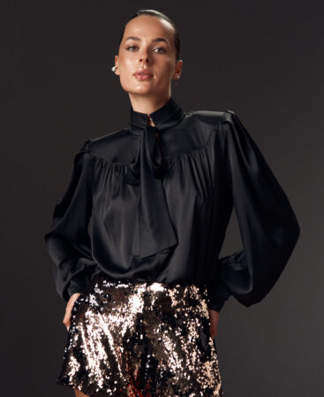 Silk blouse with shoulders COLÊTTE black