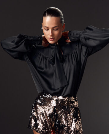 Silk blouse with shoulders COLÊTTE black