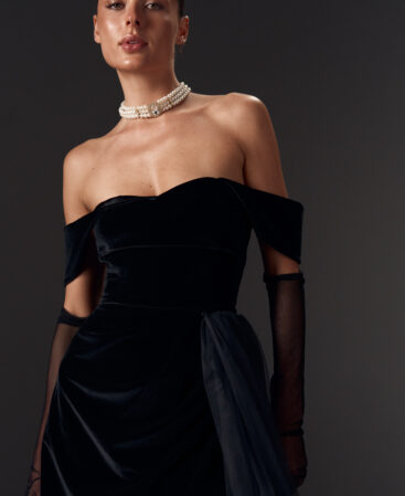 Velvet dress DIANA with detachable train