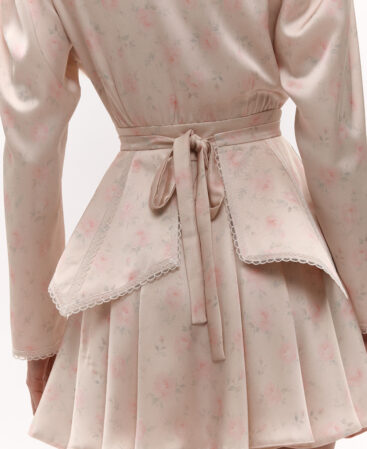Peplum Mary